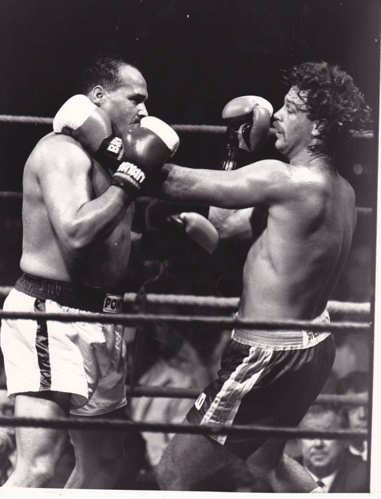 JOHNNY DU PLOOY VS DAVID BEY | African Ring