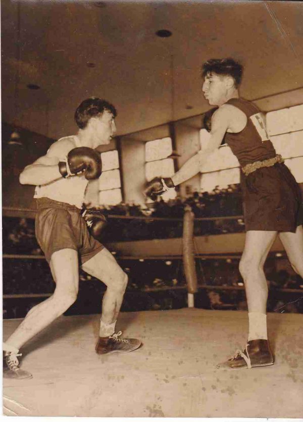 Willie Toweel Vs K.Molman From Hungary Helsinki