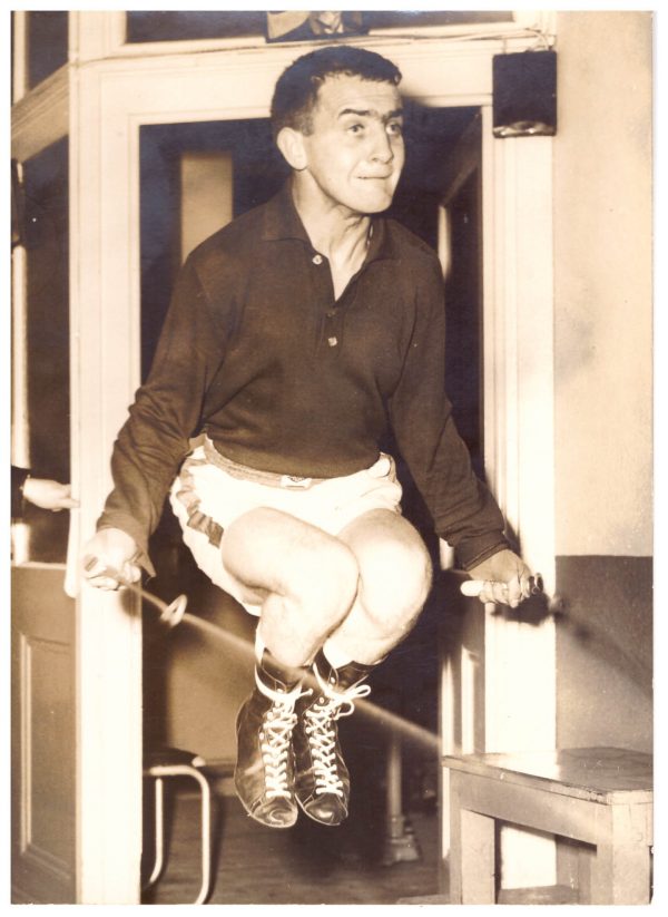 Johnny Caldwell boxed 1958-1965 - African Ring