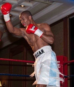 Oscar Chauke vs Themba Lesiba - African Riing