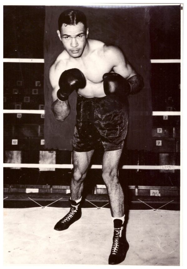 Ron Richards Australian Champ - African Ring