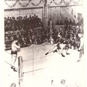 Tommy Burns (L) KO Jewey Smith 1908 - African Ring