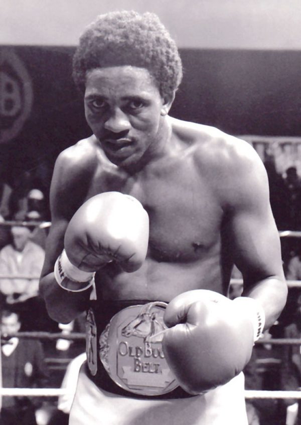 Mbulelo Mxokiswa SA Middleweight Champion 1988 - African Ring